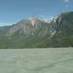 Bute Inlet, hard to watch for deadheads when the scenery is so beutiful